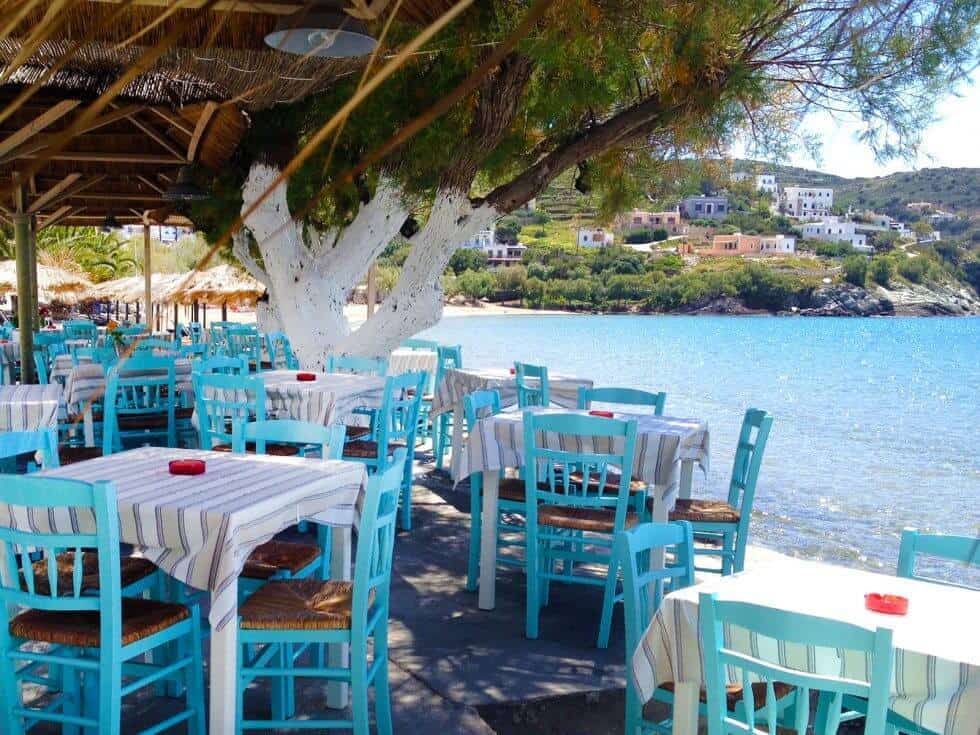 Loukia Studios and Suites Kini Syros - Tavern by he sea