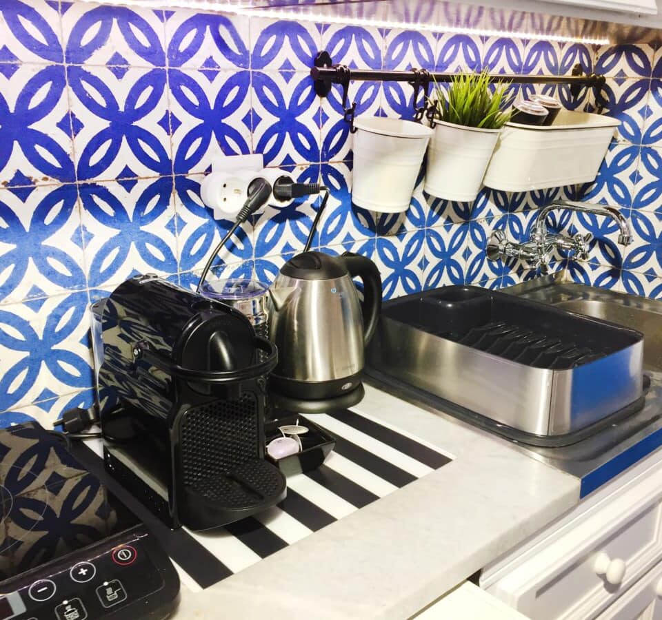 Kini Syros, Mediterranean Suite, Luxury room -Kitchen with Nespresso coffee maker & Aeroccino, induction hub, utensils,fridge